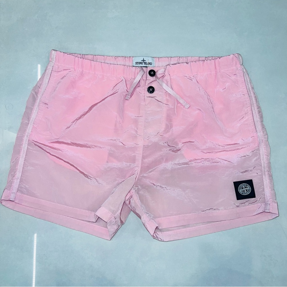 Stone Island Oleander shorts NYLON METAL IN ECONYL - Picture 8 of 12